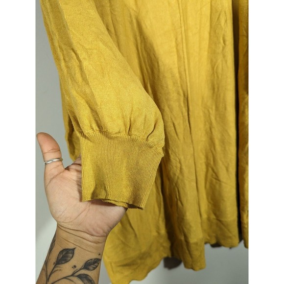 Max Studio Mustard Long Sleeve Knit Top Plus Size Women 1X - Picture 4 of 6